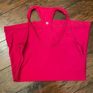 Lululemon tank